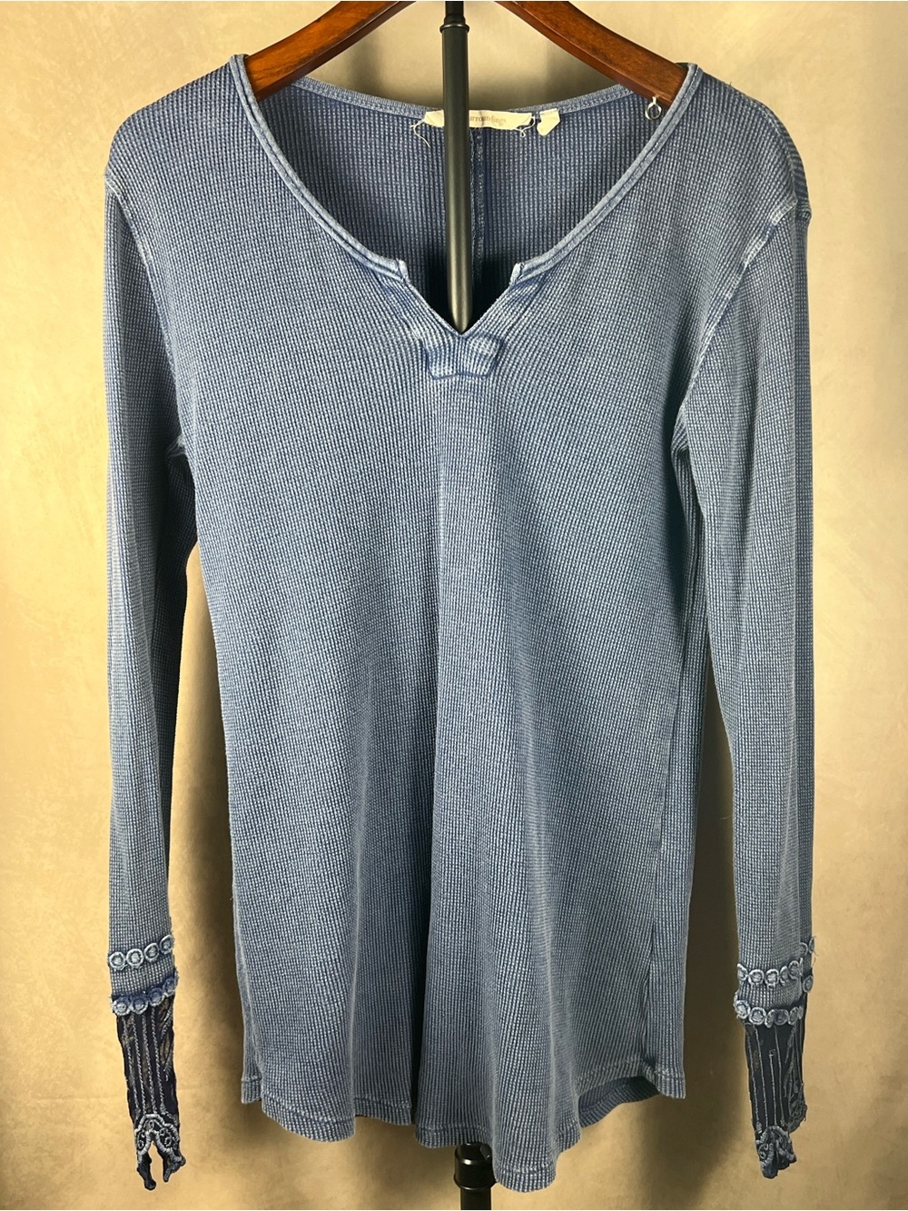 Soft Surroundings Blue Lace Cuff Top M